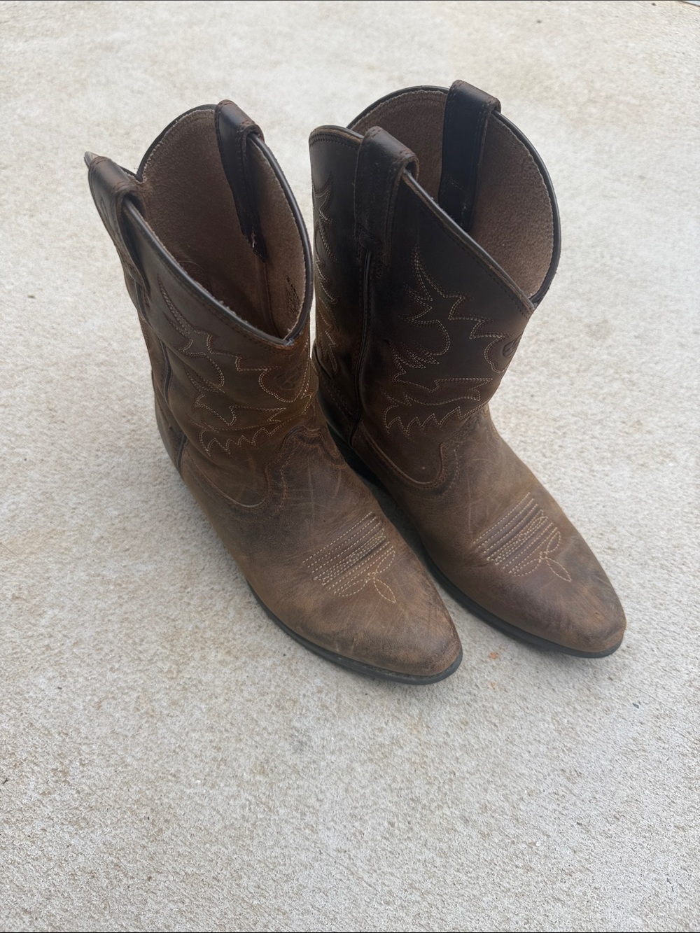 Ariat Cowboy Boots